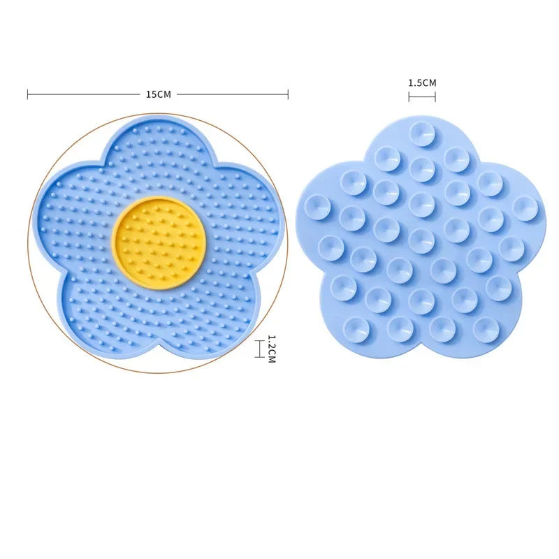 Food Grade Silicone Dog Licking Mat Cat Slow Feeder Pad Flower Shape Pet Bath Peanut Butter Lick Plate with Suction Cup