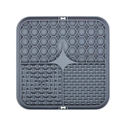 Silicone Dog Lick Mat Anti-Slip Sucker Slow Food Plate Pet Bath Distraction Feeder Mat Reusable Dog Training Feeding Supplies