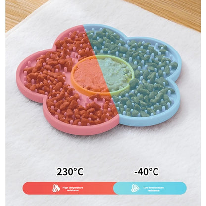 Food Grade Silicone Dog Licking Mat Cat Slow Feeder Pad Flower Shape Pet Bath Peanut Butter Lick Plate with Suction Cup