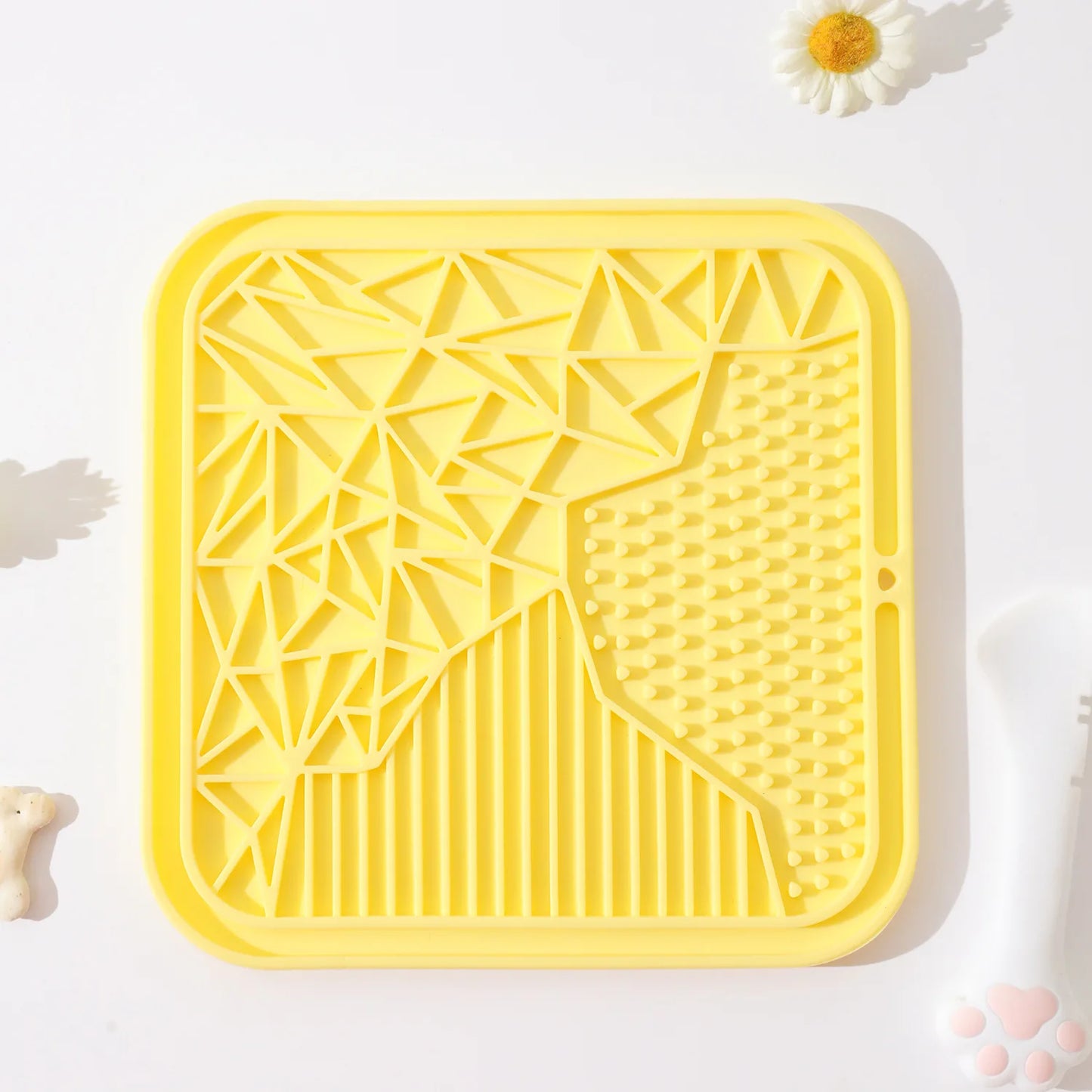 Silicone Slow Feeder Mat with Suction Cups for Dogs Non Slip Pet Feeding Pad Lickable Mush Puree Dish