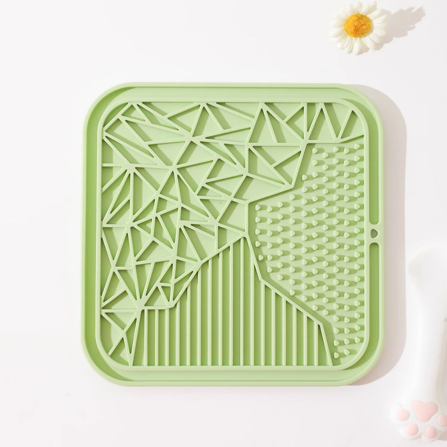 Silicone Slow Feeder Mat with Suction Cups for Dogs Non Slip Pet Feeding Pad Lickable Mush Puree Dish
