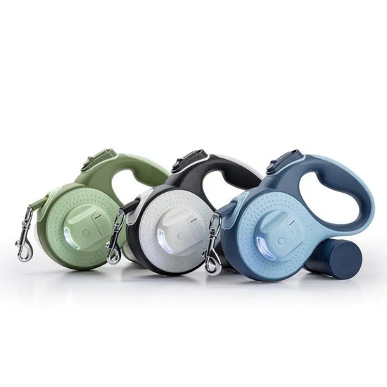 5/8M Pet Automatic Retractable Leash, with Garbage Bag Dispenser and LED Lighting, Outdoor Dog Leash